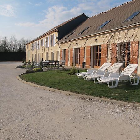 Au Domelia Provinois Cerneux Exterior photo