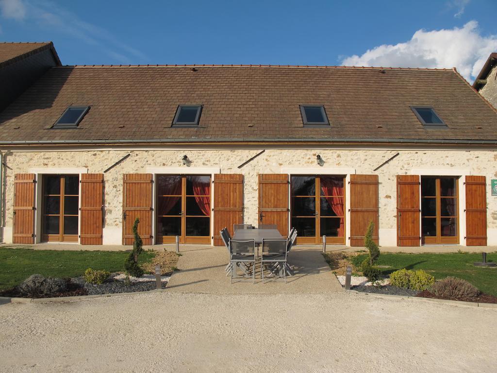 Au Domelia Provinois Cerneux Exterior photo